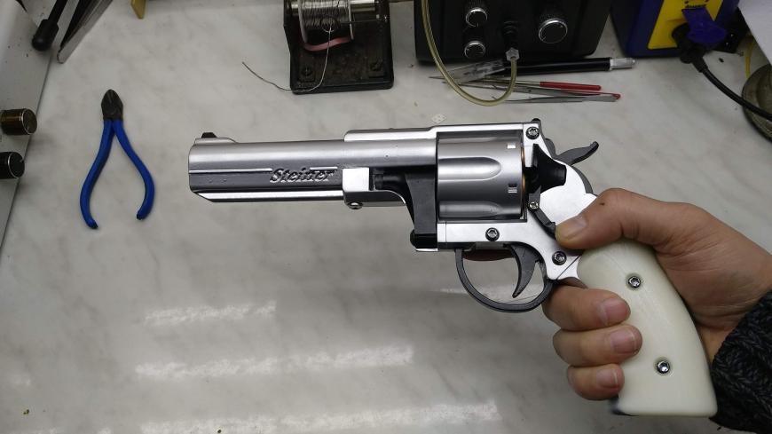 Револьвер калибра .45