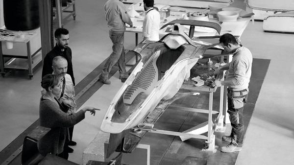 Назад в будущее: инженеры Renault продемонстрировали 3D-печатный болид Формулы-1 2027 года