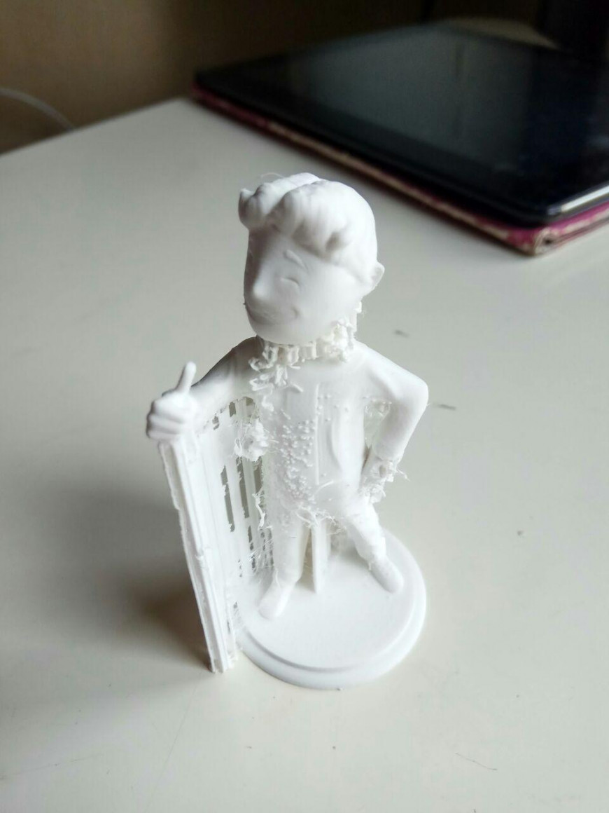 Fallout Vault Boy 0.05 все огрехи на модели от поддержек.