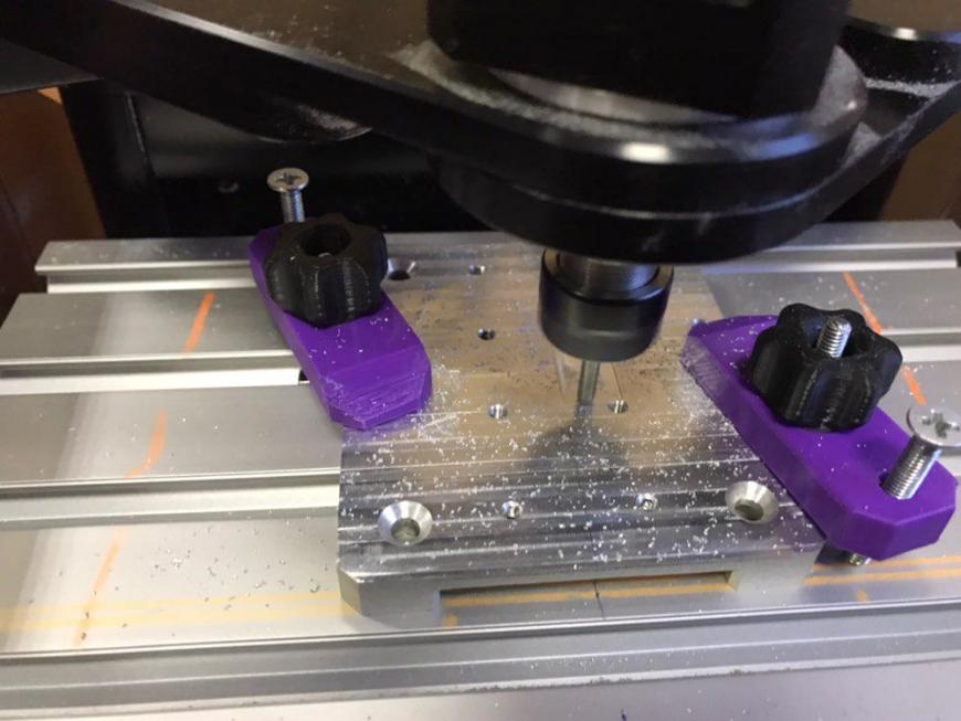 Фрезерование алюминиевой детали на 3D принтере SkyOne