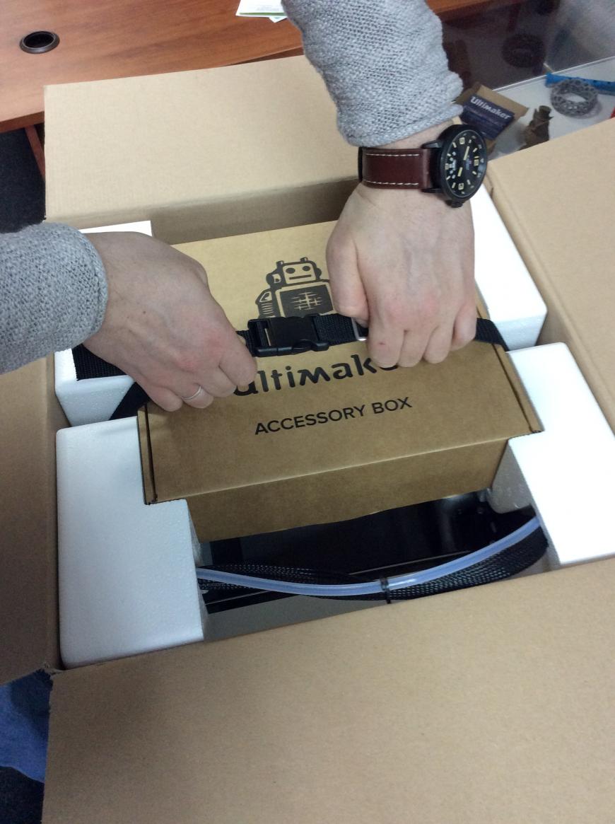 Ultimaker 2+. От коробки до первой печати.