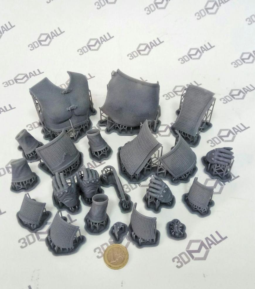 Печать частей куклы по технологии SLA