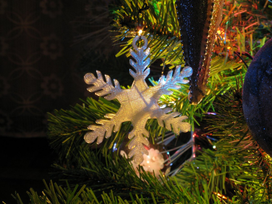 Немного ёлочных украшений