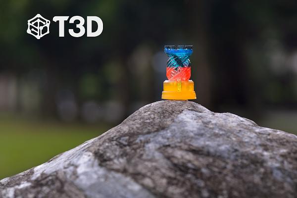 T3D предлагает фотополимерный 3D-принтер на основе мобильных устройств с возможностью многоцветной 3D-печати