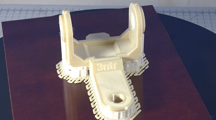 3D-принтер Spectral 30 позволит печатать тугоплавкими конструкционными термопластами