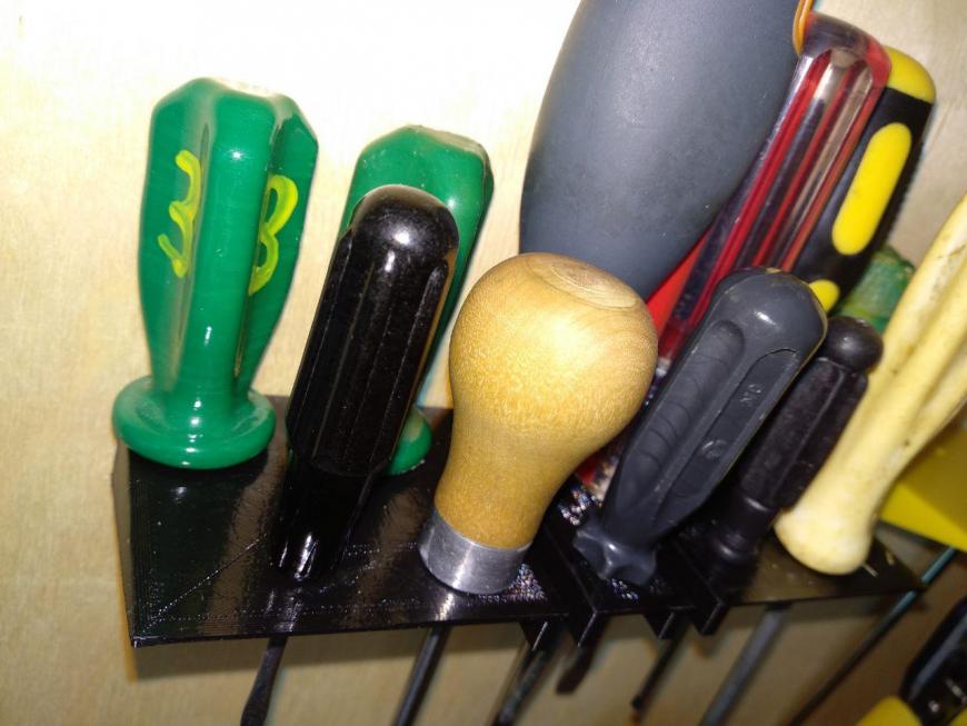 Держатель отверток