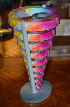 Художники напечатали скульптуру «10 кругов жизни» Художники напечатали скульптуру «10 кругов жизни»