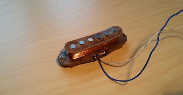 Первый 3D-печатный звукосниматель для электрогитары