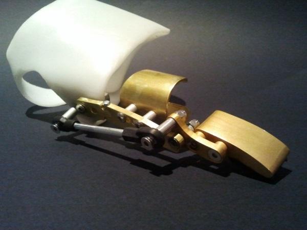 3D-печатные протезы: «Роборука», «Робопалец», а теперь и «Робонога»!