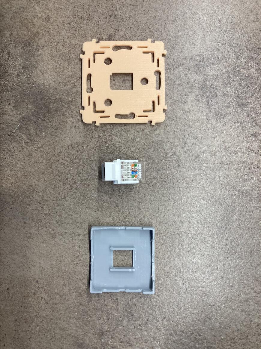 Ethernet-розетка для Legrand серии Valena Life (+ .step файл)