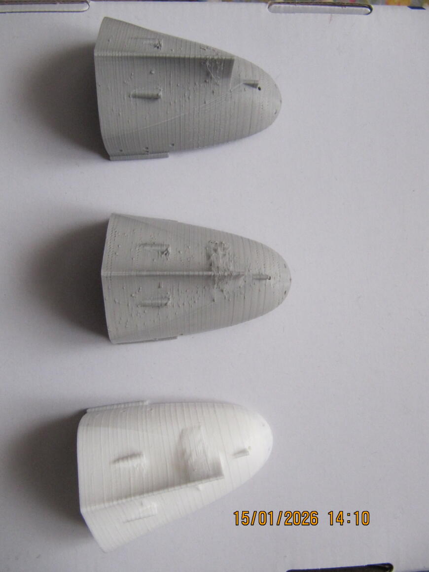 Поверхность изделия, как зубья пилы.