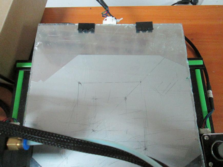 Исправление кривизны стола 3D- принтера