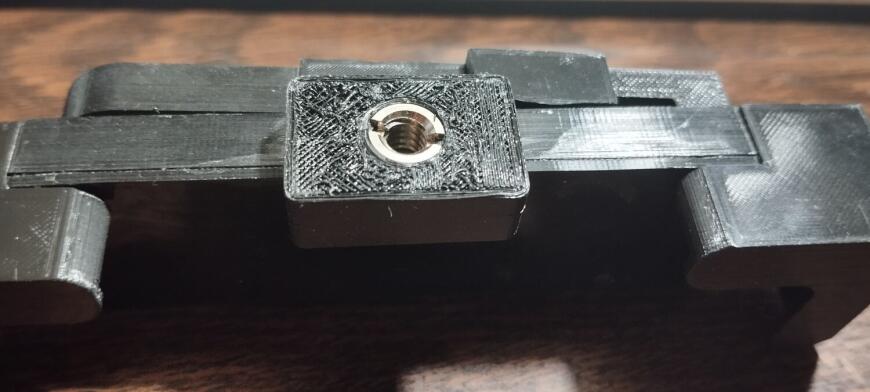 Смартфон на штативе