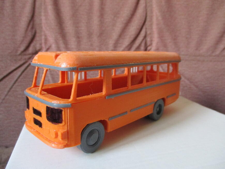 Подставка в виде автобуса,вторая модель,в цвете