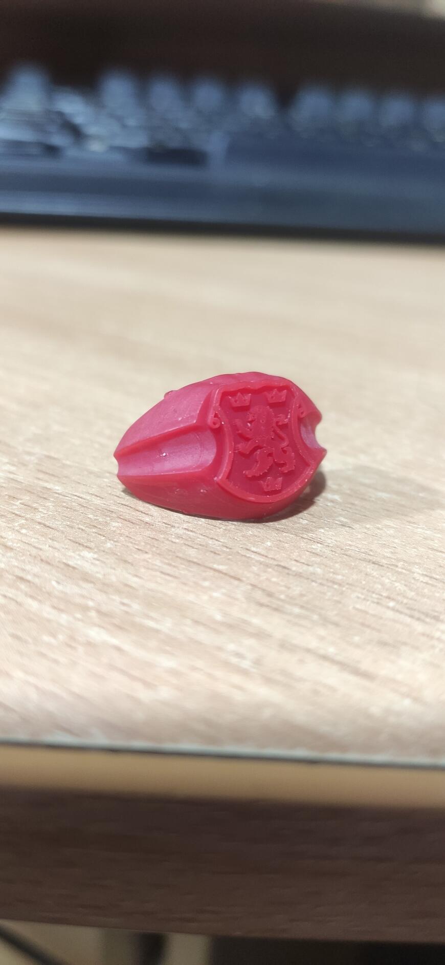 Помогите найти название фотополимера😥