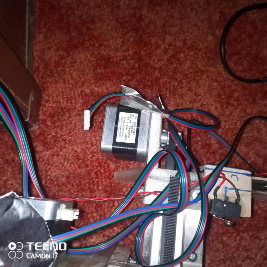 FluidNC движки не работают.