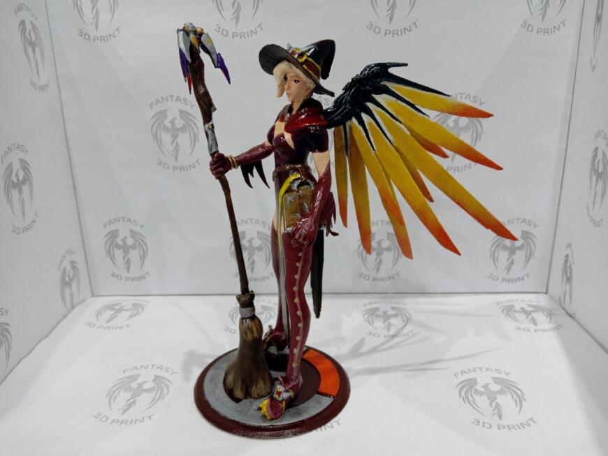 Мерси в образе ведьмочки из игры Overwatch