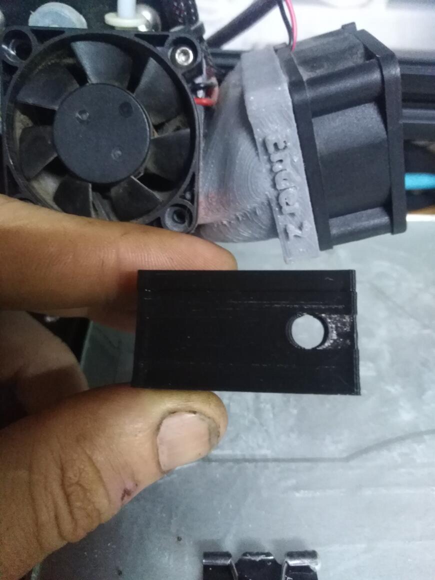 Ender 2 чудит