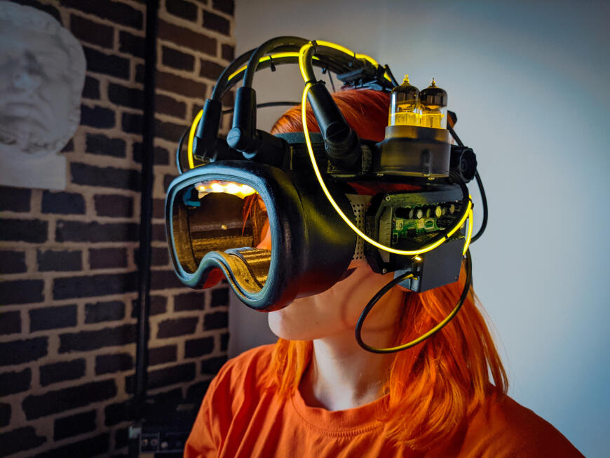 VR-Шлем для съёмок клипа группы PAIN