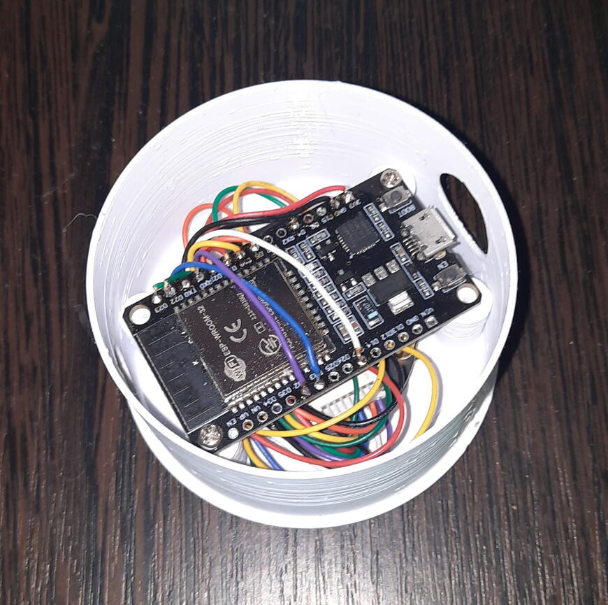 Очиститель воздуха на базе фильтра и мотора от Xiaomi Mi Air Purifier Очиститель воздуха на базе фильтра и мотора от Xiaomi Mi Air Purifier