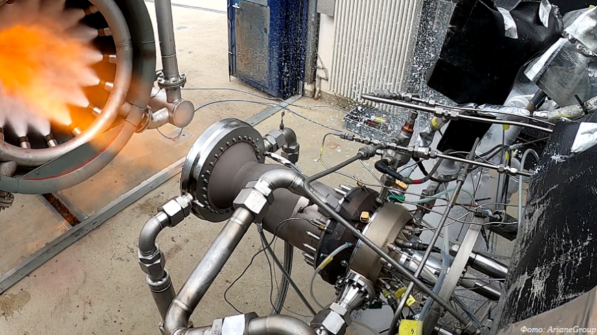 ArianeGroup испытала 3D-печатную камеру сгорания перспективного ракетного двигателя