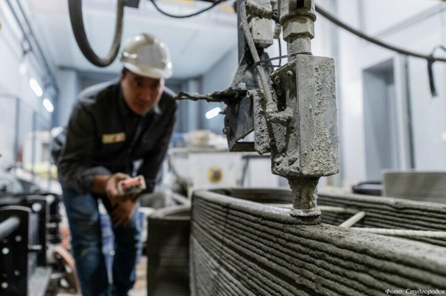 В Томске открылась 3D-печатная автобусная остановка