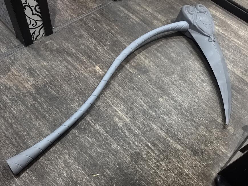 Коса Танатоса из игры Хейдс Коса Танатоса из игры Хейдс