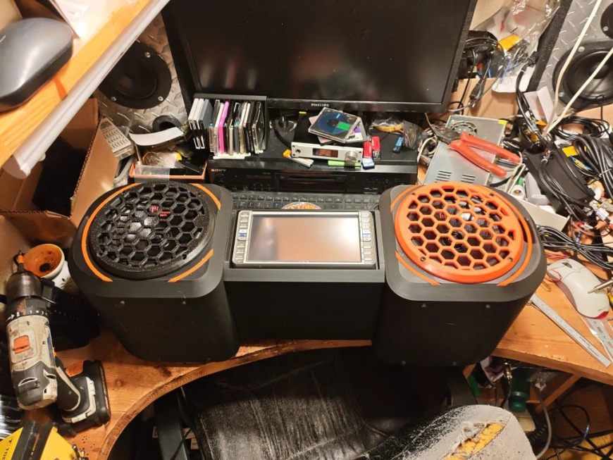 Магнитофончик на 2din минидисковой магнитоле