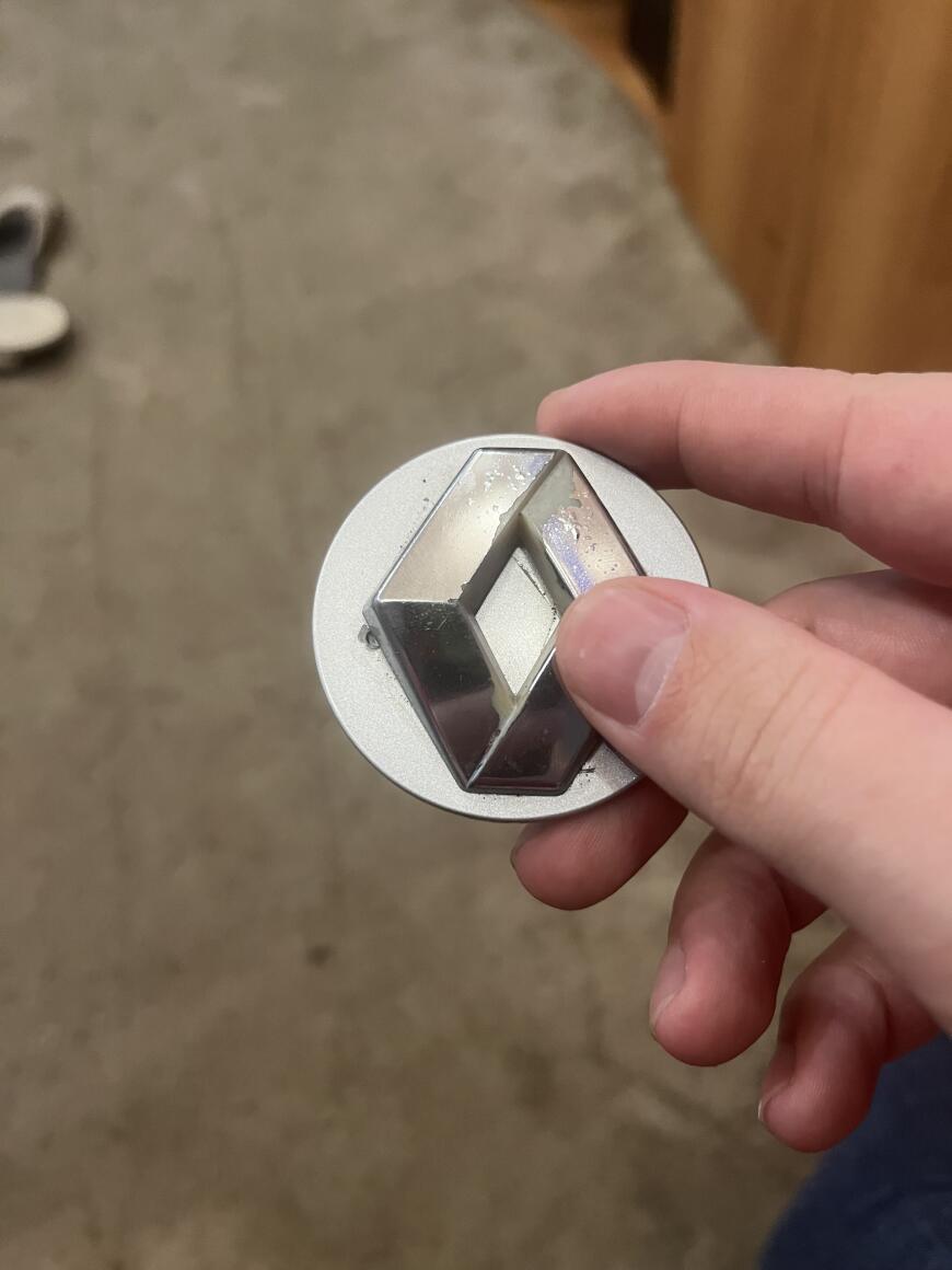 Помогите найти модель