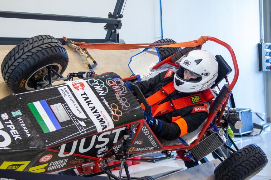 СКБ «Формула Студент» — инженерно-гоночная команда UGATU Racing Team.