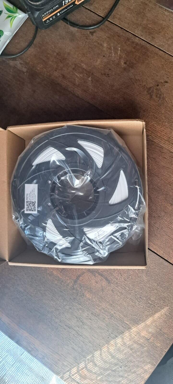 Обзор пластика от производителя филамента RSCrossbridge.