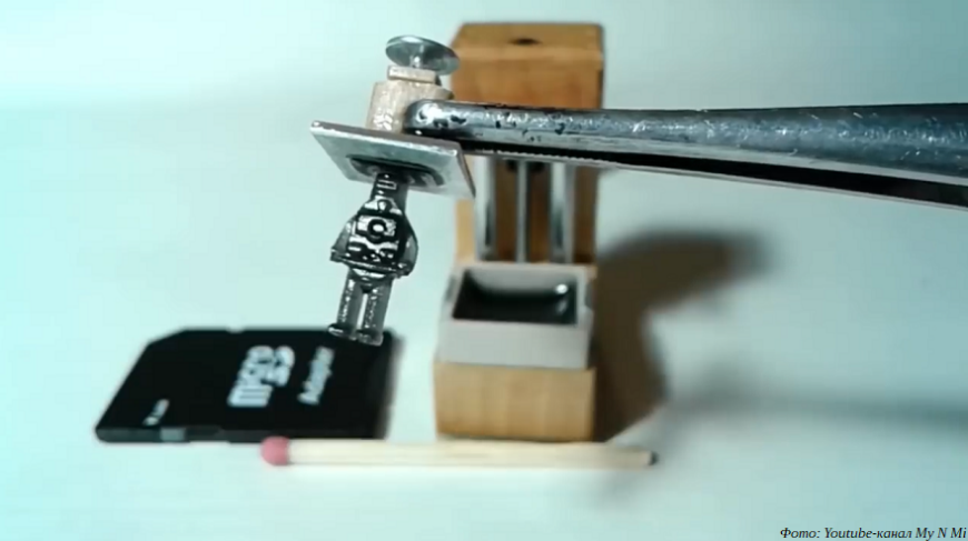 Высотой со спичку: самый крохотный фотополимерный 3D-принтер в мире