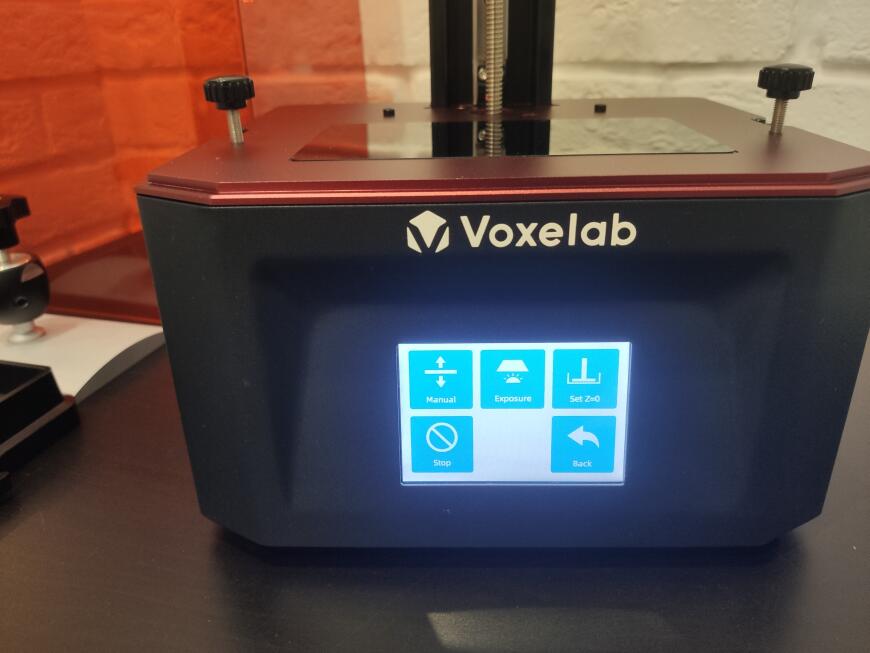 Voxelab Polaris, бюджетный фотополимерник с разрешением 2к