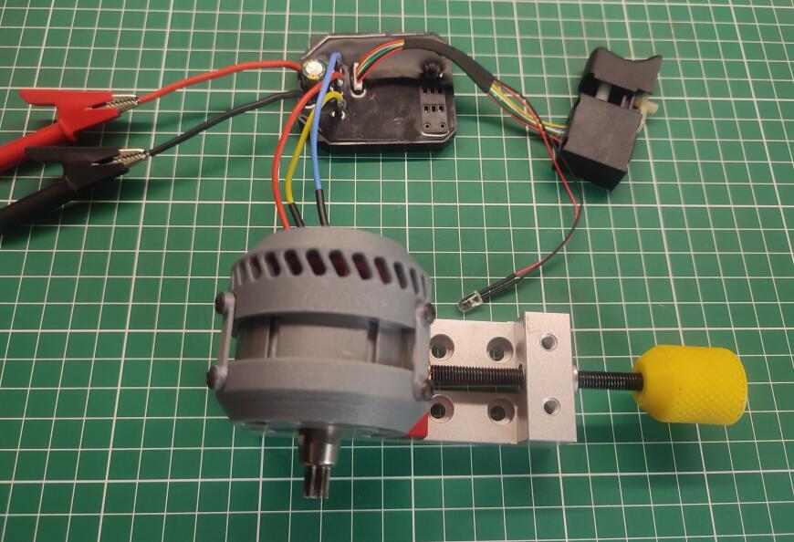 Отличный набор для замены внутренностей в шуруповерте и для DIY-самодельщиков. Отличный набор для замены внутренностей в шуруповерте и для DIY-самодельщиков.