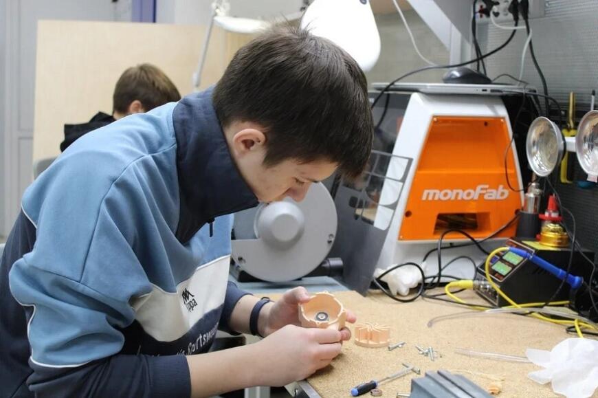 В курганском «Кванториуме» прошел конкурс 3D MAKE для будущих инженеров и мейкеров