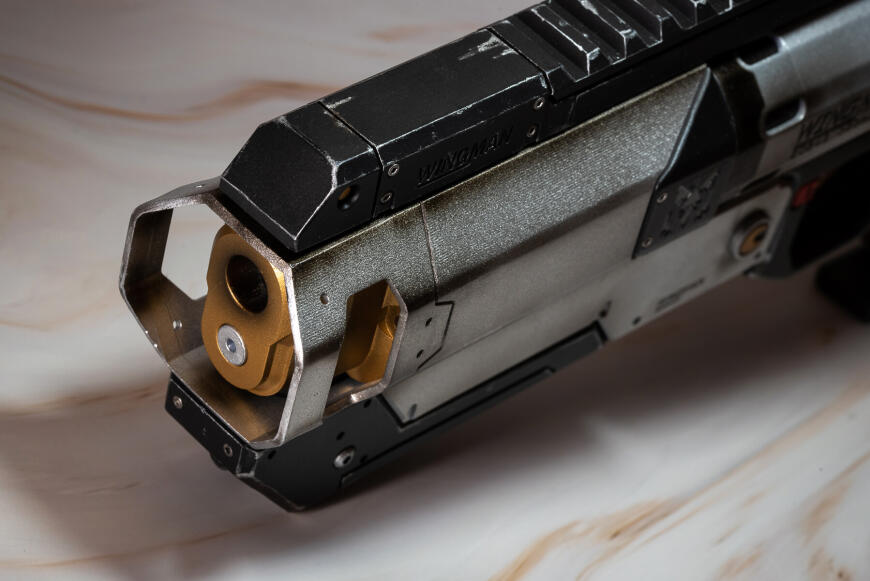 Wingman из игры Apex Legends