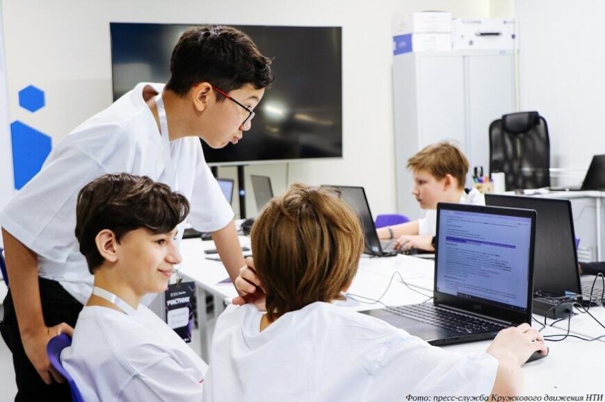 Более 1200 российских школьников стали призерами НТО Junior 2025 Более 1200 российских школьников стали призерами НТО Junior 2025
