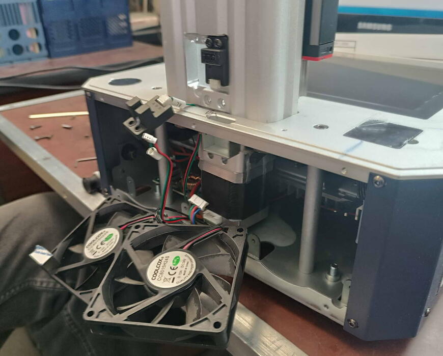 Ремонт принтера Аникубик фотон М3+ (3D Anycubic Photon M3 Plus)