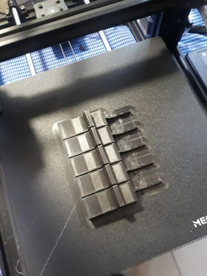 Anycubic Mega Zero - установка стола с подогревом