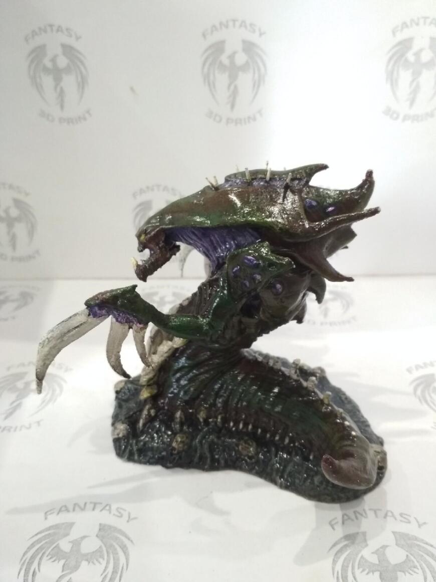 Еще один Гидралиск из гры Starcraft (маленький)