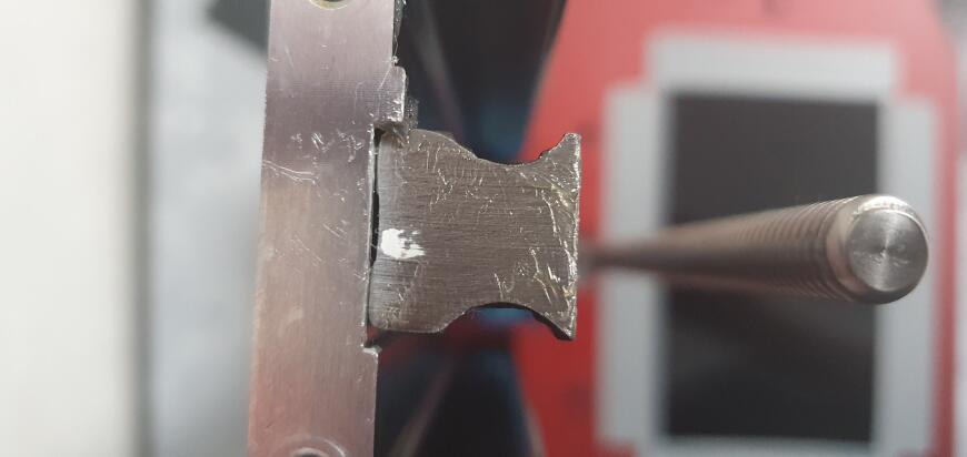 линейная направляющая принтера Flashforge foto 6.0