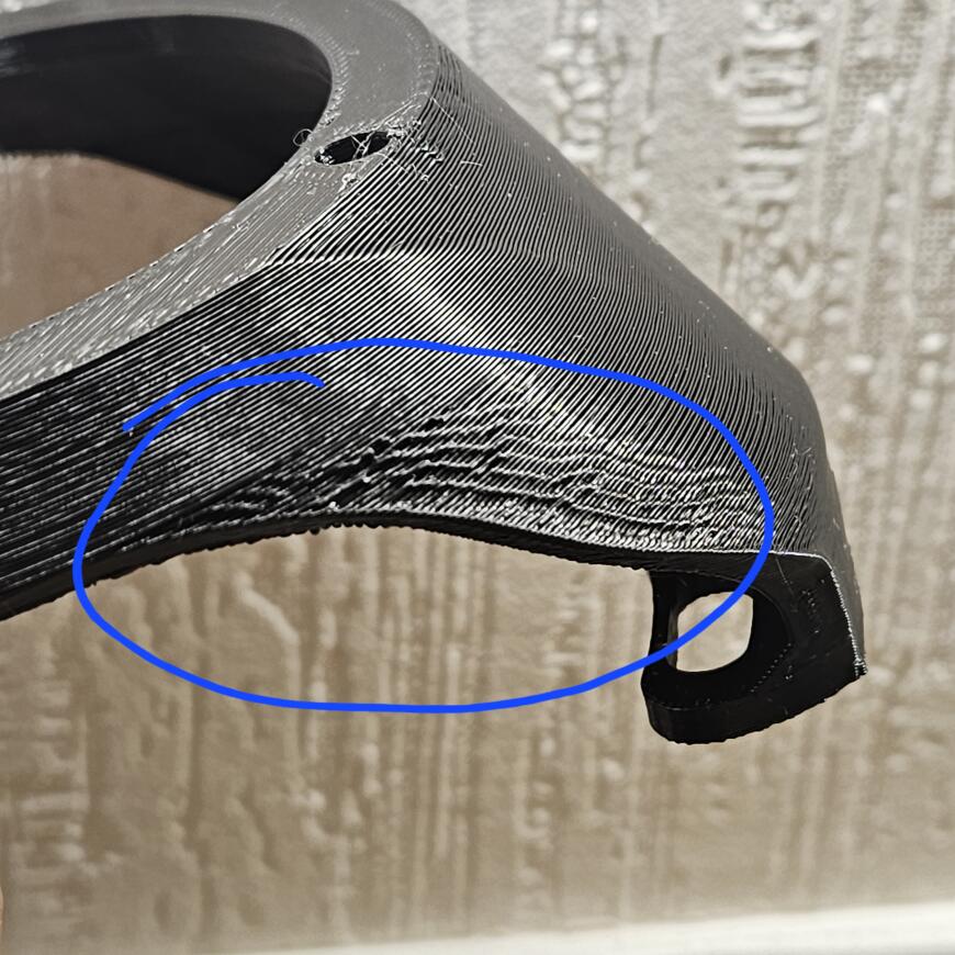 Подскажите в чем может быть проблема? На правой части детали вот такой дефект, слева его нет,пластик petg, принтер Creality K2 Подскажите в чем может быть проблема? На правой части детали вот такой дефект, слева его нет,пластик petg, принтер Creality K2