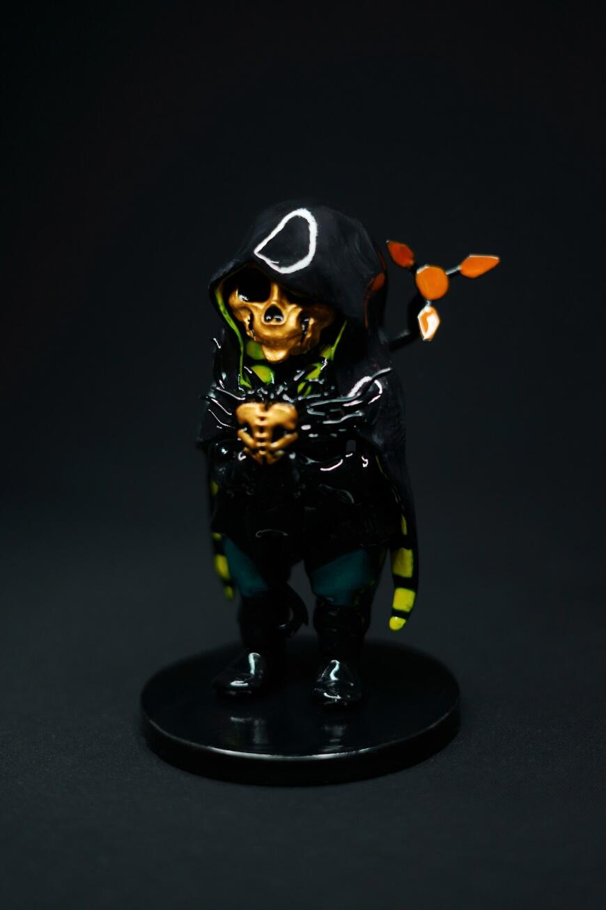 Фигурка чиби Хиггса из Death Stranding Фигурка чиби Хиггса из Death Stranding