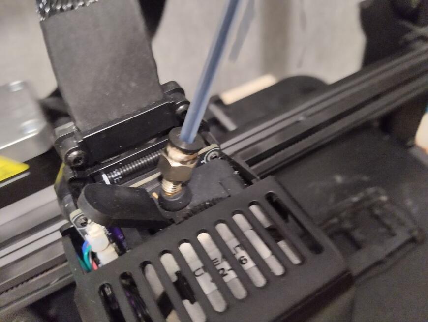 Исправление кривых осей Ender 3 SE и сушка филамента