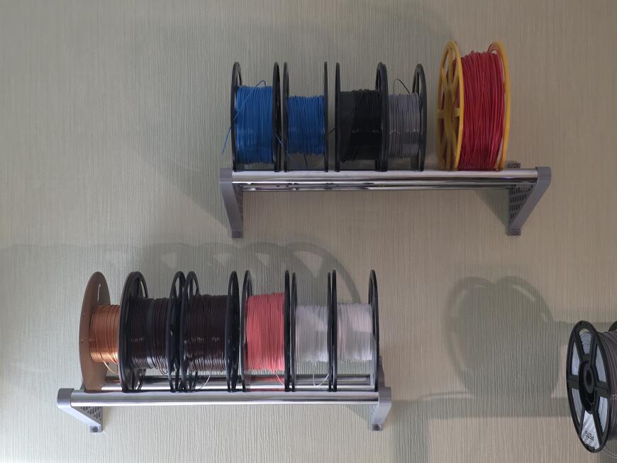 Полки для пластика Полки для пластика