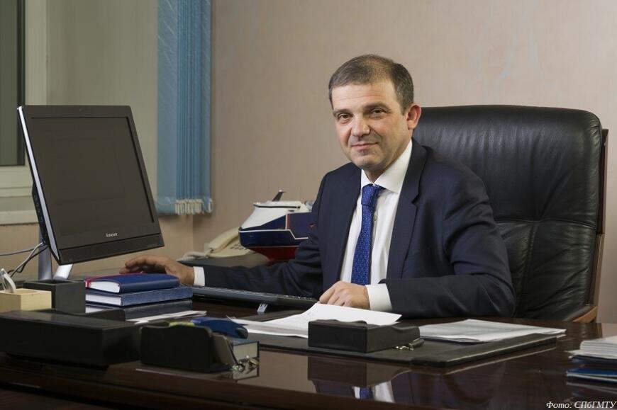 Вопрос импортозамещения решают кадры: интервью с ректором Корабелки Глебом Туричиным