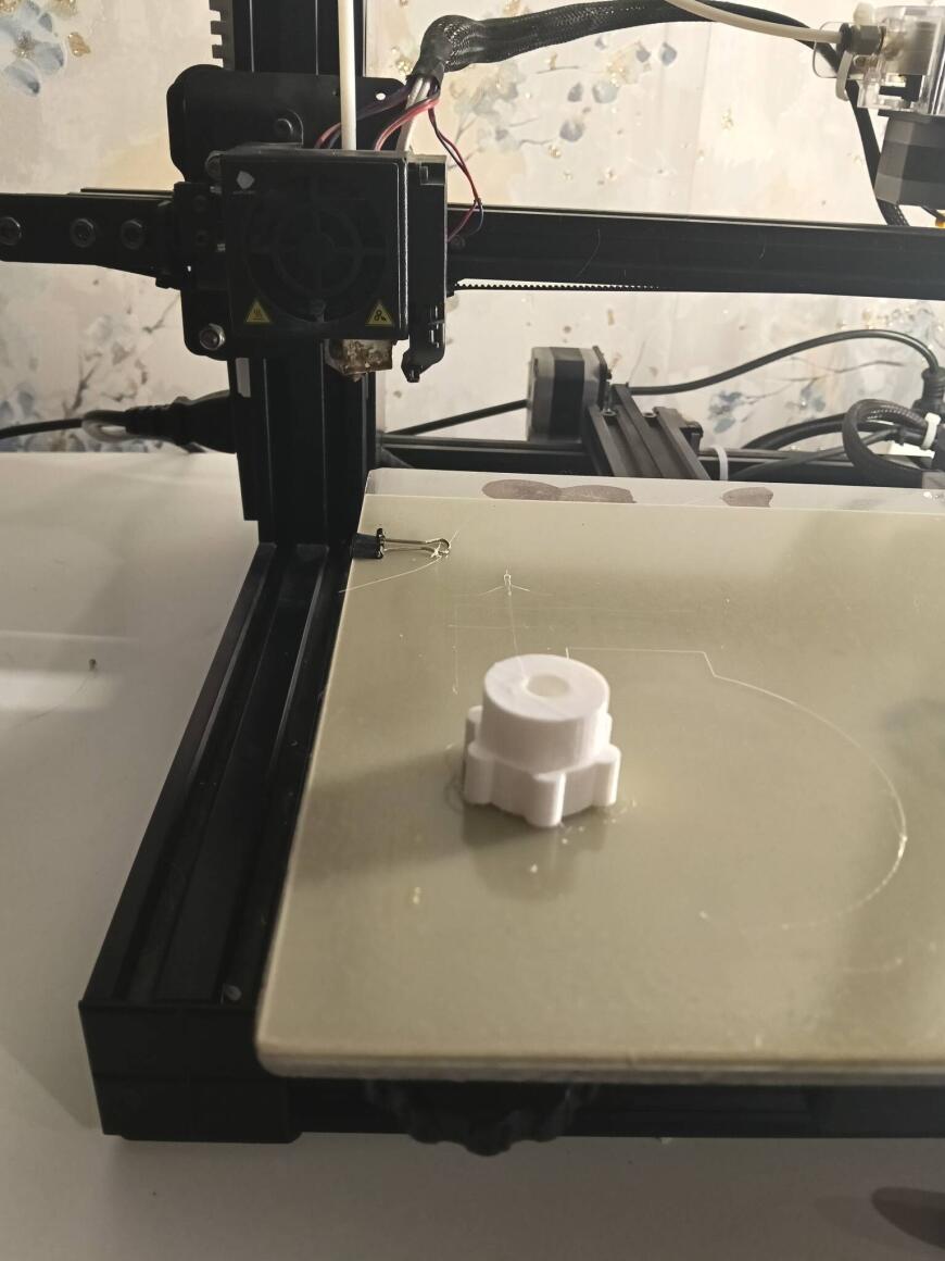 Шейкер - Взбалтыватель баллонной краски