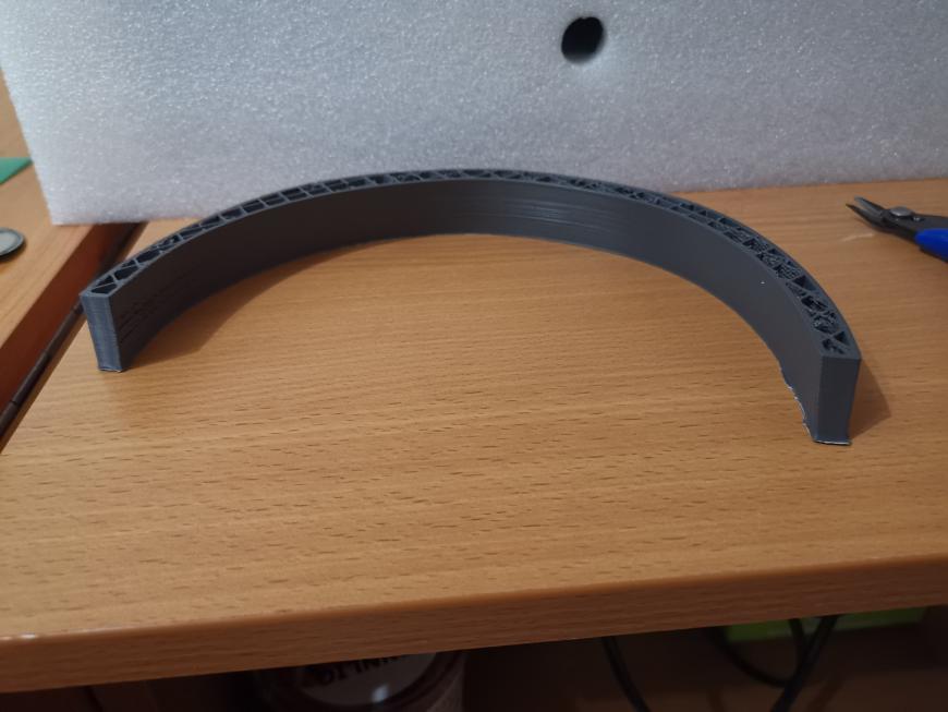 Загибание нижних слоев/местами приподнимаются нижние слои. Просьба помочь.