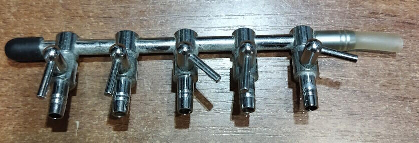 Обдув модели внешним компрессором. Обдув модели внешним компрессором.