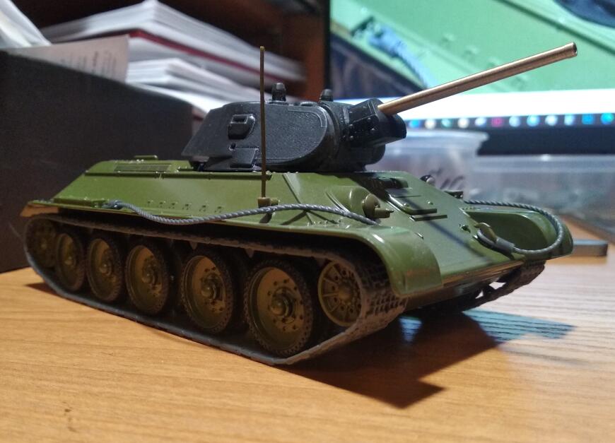 Последняя серийная модификация сварной башни танка Т-34 разработанная на заводе № 183.